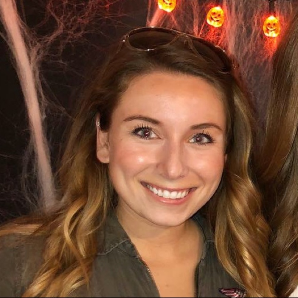 Meet your Posher, Lauren